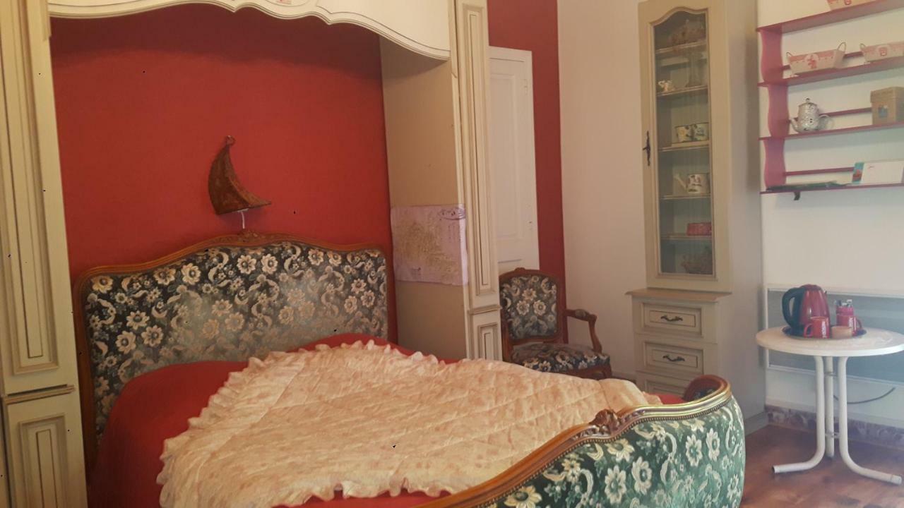 Louminai Bed and Breakfast Donzère Eksteriør billede
